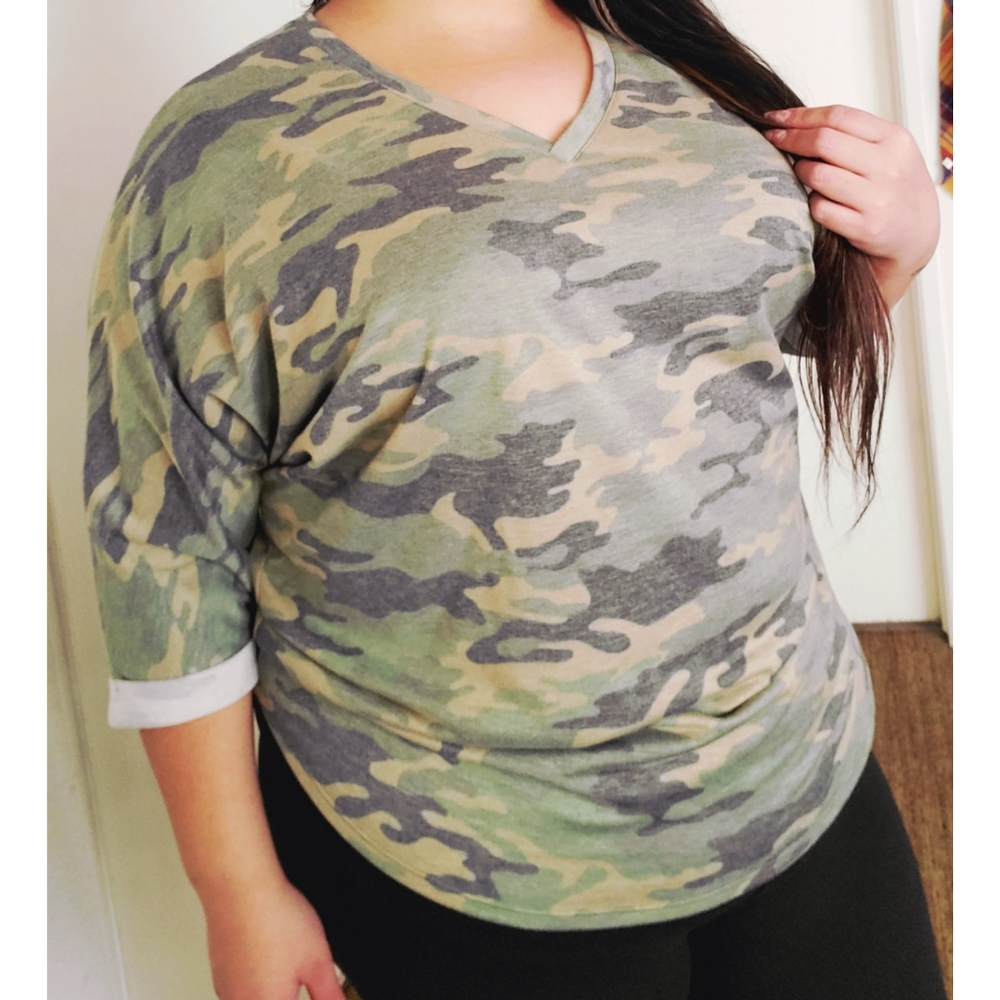Army camo/camouflage v neck t shirt